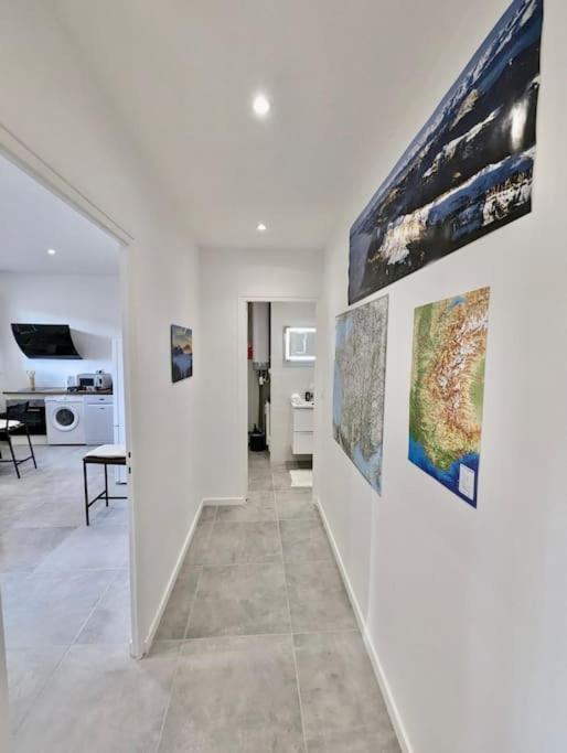 Magnifique T2 Refait A Neuf - Calme & Tout Equipe Avec Parking Grenoble Exterior foto